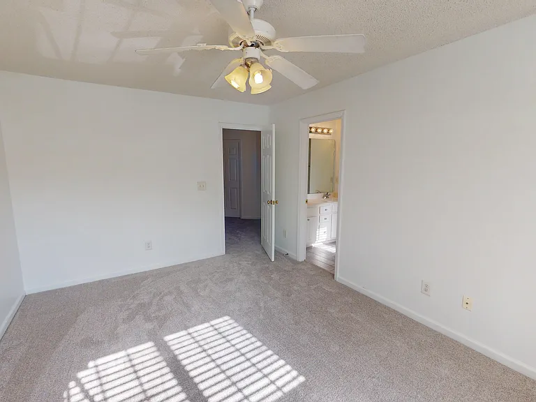 1148 Academic Dr — Photo 8