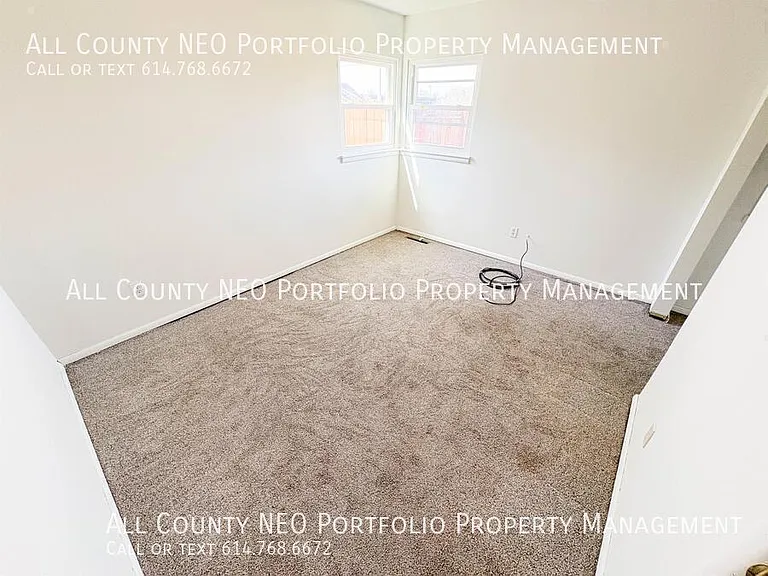 1748 Ward Rd — Photo 16