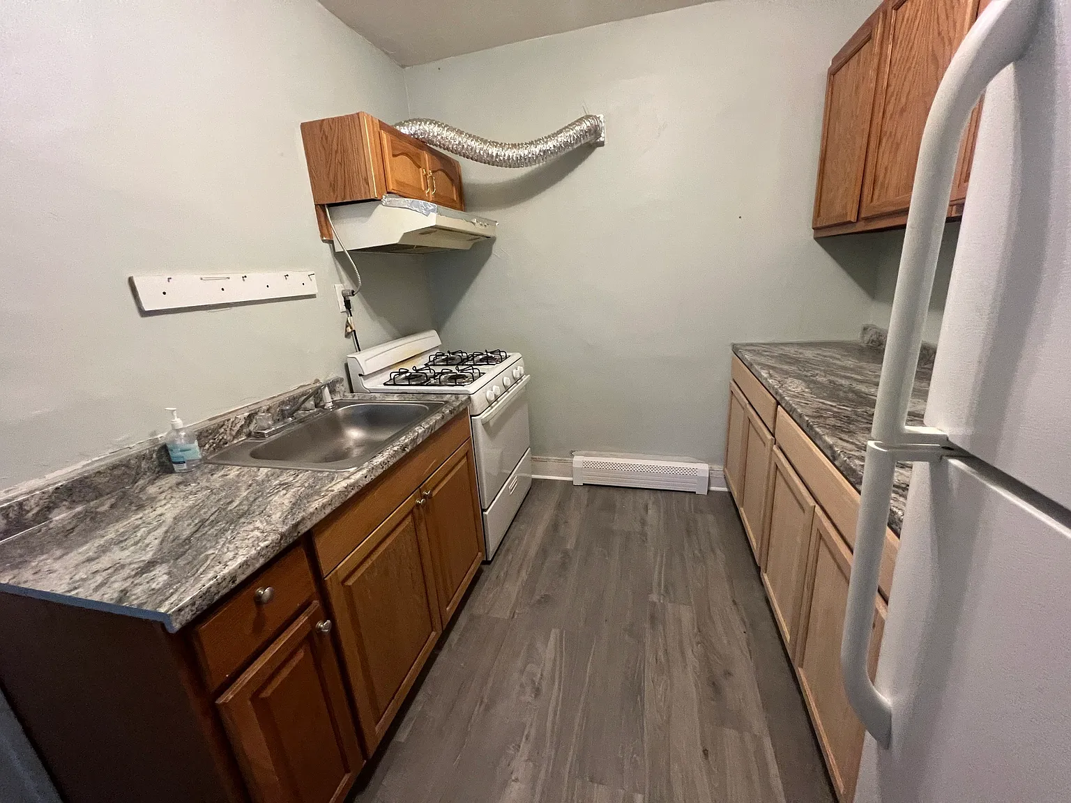 2 bed, 800 sqft, $990 — Photo 4