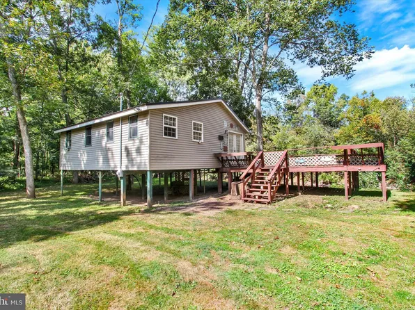 723 N Creek Rd, East Berlin, PA 17316