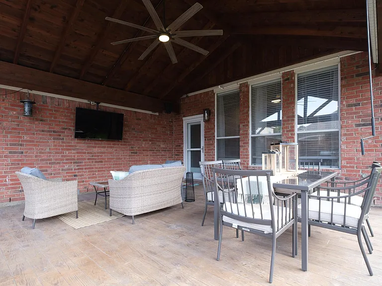 9712 Spring Dr — Photo 21