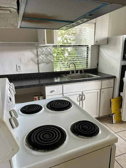 2 bed, 675 sqft, $1,350 — Photo 4