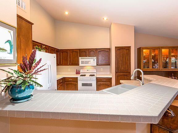4th image of 65667 E Desert Moon Ct