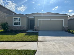 5414 Flint Hills Dr, Wimauma, FL 33598