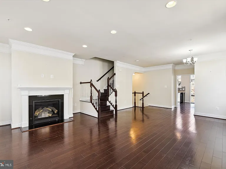 67 Linden Pl — Photo 15
