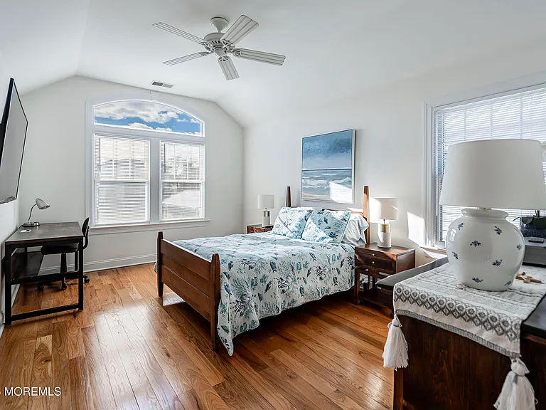 38 Ocean Ave — Photo 21