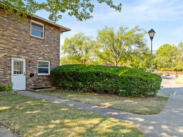 1226 Woodbrook Cir W #144, Columbus, OH 43223