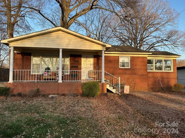 104 Huss St, Lincolnton, NC 28092