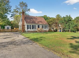 3512 Castlebury Dr, Chester, VA 23831