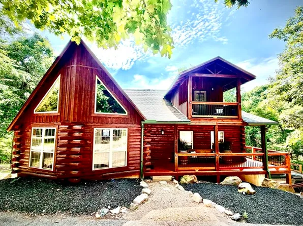 369 Lake Forest Dr, Eureka Springs, AR 72631