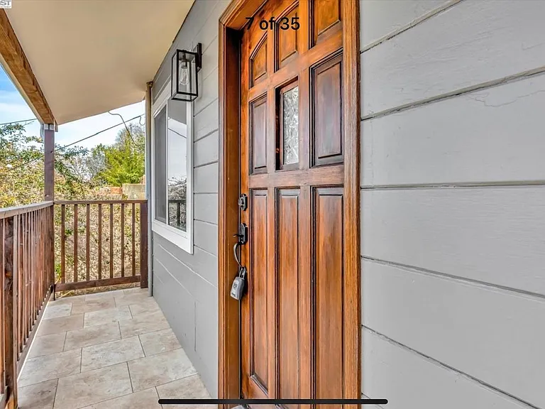 14662 Saturn Dr — Photo 3