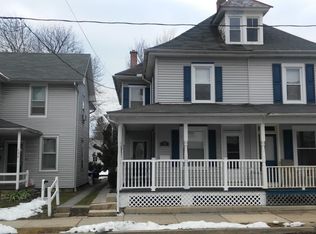 138 N Cedar St, Lititz, PA 17543
