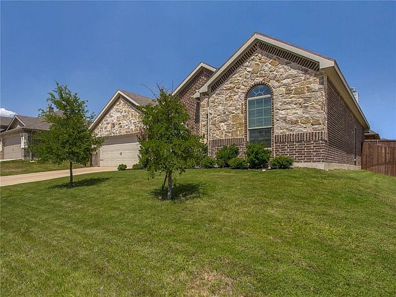 2nd image of 1529 Salado Trl