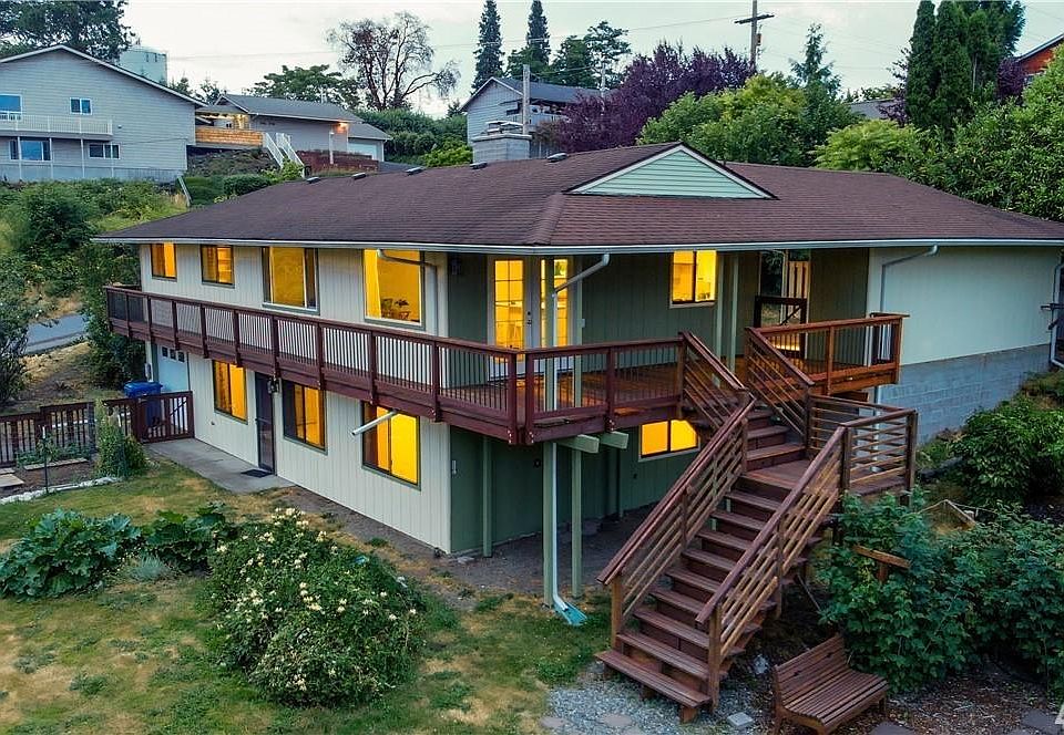 1st image of 1703 10th Ave SE