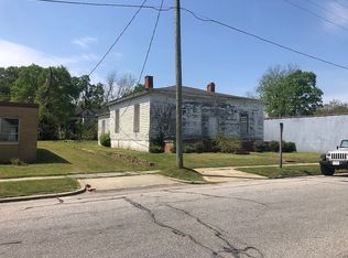 13 W 3rd St, Weldon, NC 27890