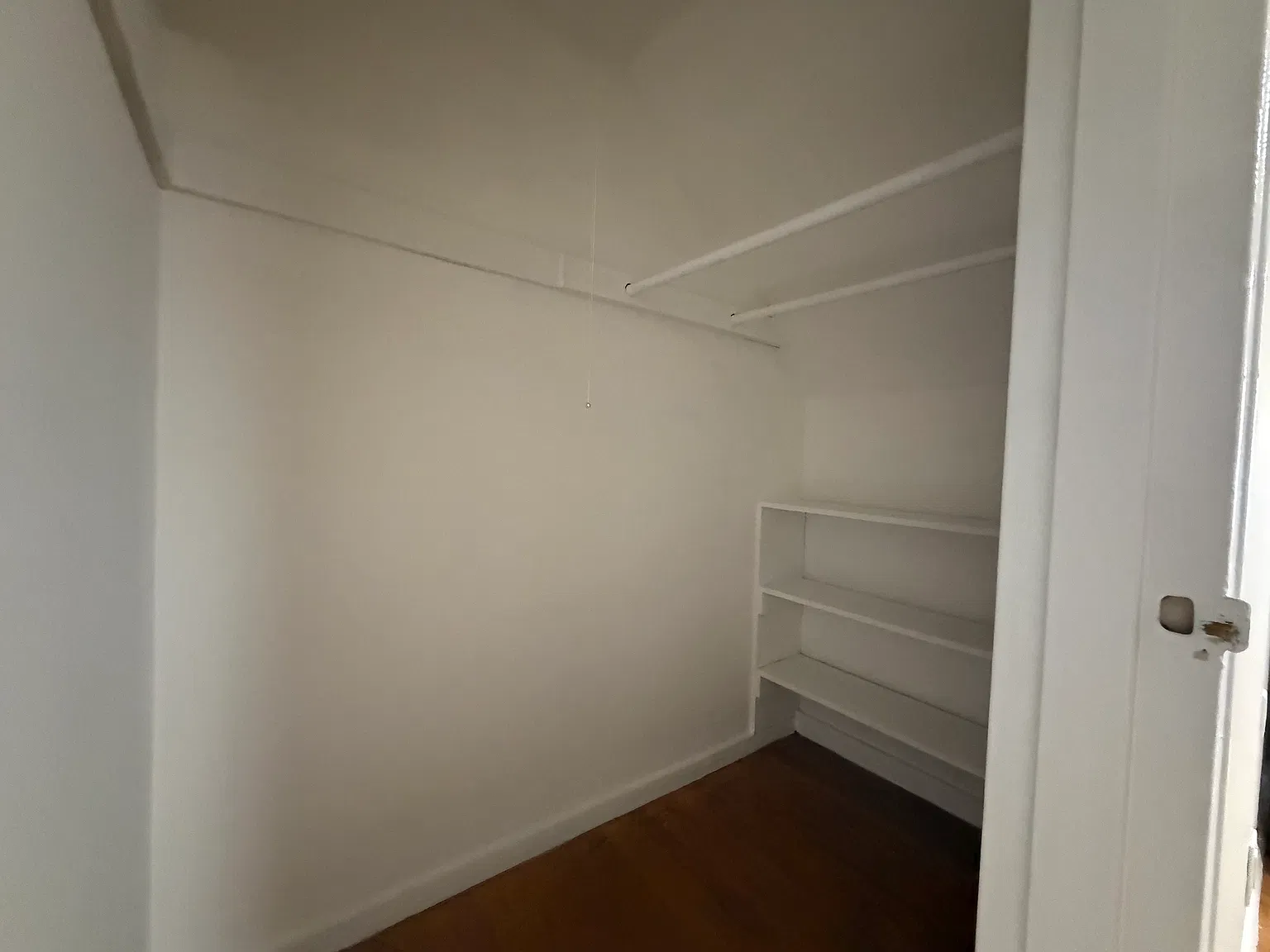 1 bed, $1,585 — Photo 2