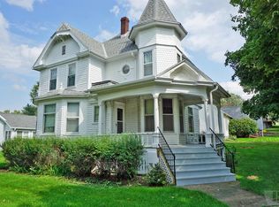 301 N Elm St, Avoca, IA 51521