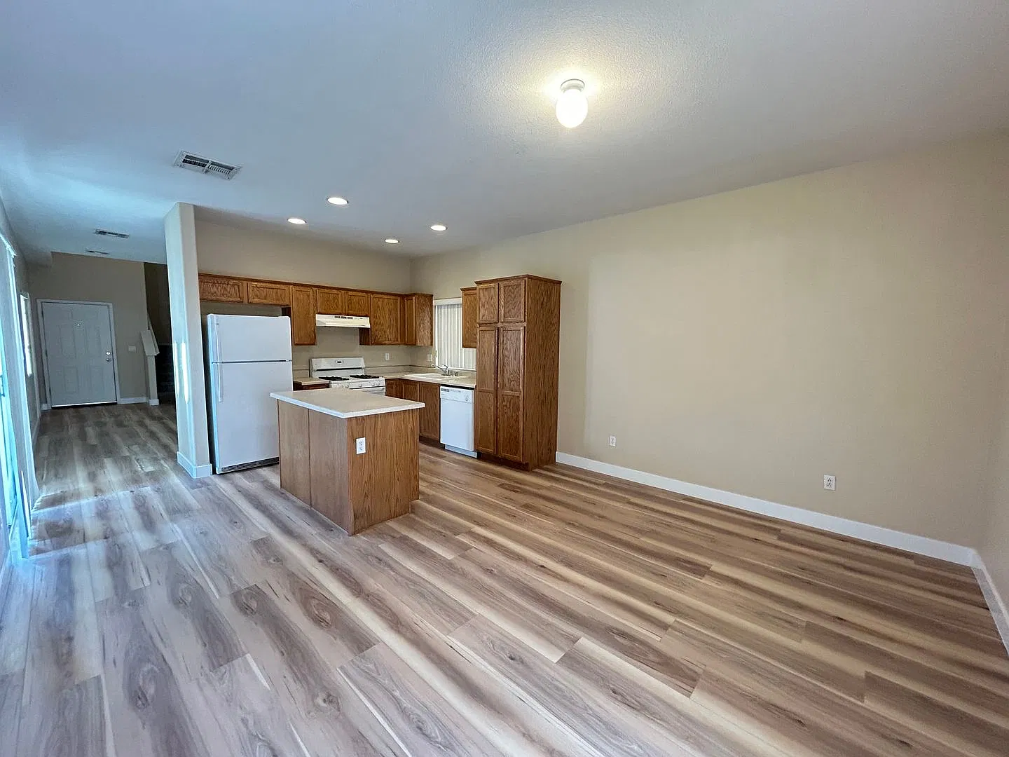 3-Bedroom North Las Vegas Home! — Photo 4
