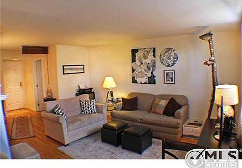 3rd image of 1260 Cleveland Ave Unit B120