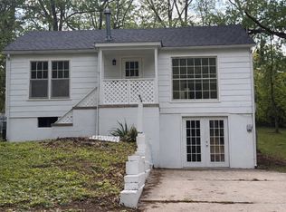 808 S Wood St, Neosho, MO 64850