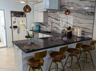 2222 NE 37th St, Lighthouse Point, FL 33064