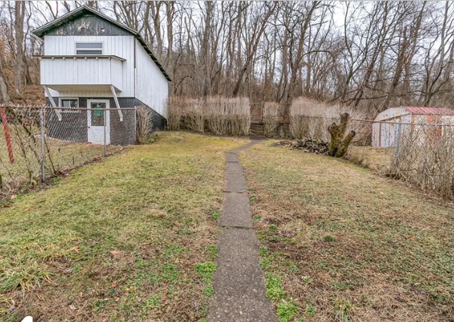 Newly Renovated 2-Bedroom Home In Tarentum $850/Month! — Photo 4