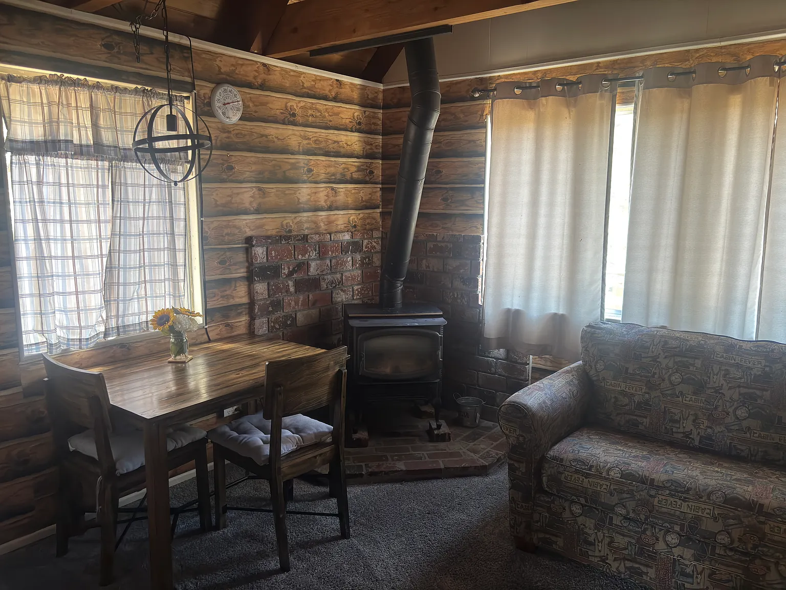 1 bed, 576 sqft, $1,550 — Photo 2