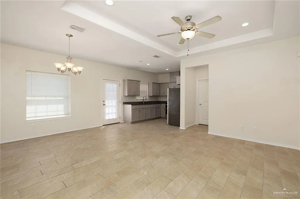 1 bed, 1.0 bath, 750 sqft, $875 — Photo 4