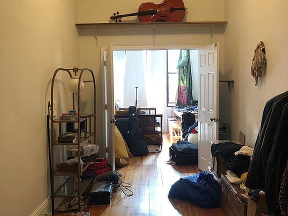 3rd image of 33 Saint Nicholas Ave APT 1R