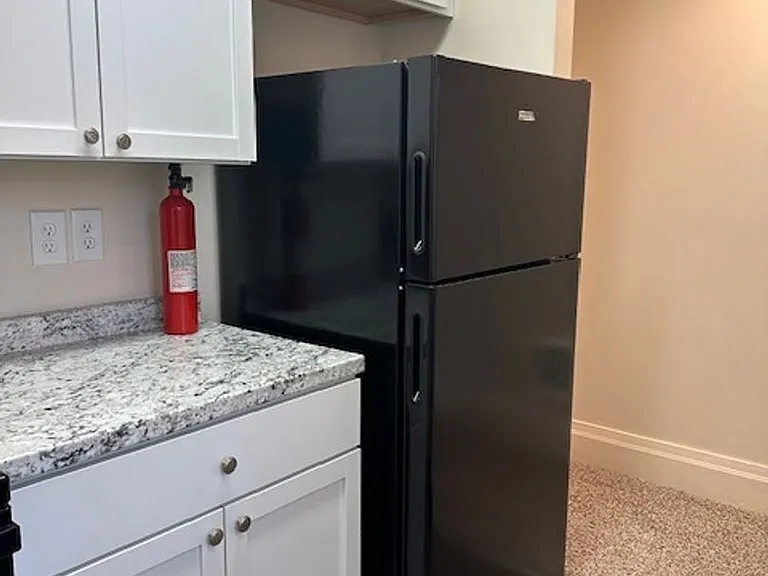 570 Race St #2 — Photo 8
