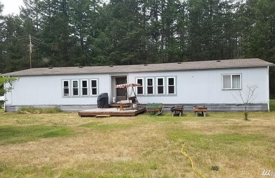 1st image of 1411 Toonerville Dr NE