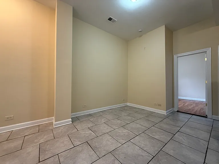 2213 W Washington Blvd #1R — Photo 4
