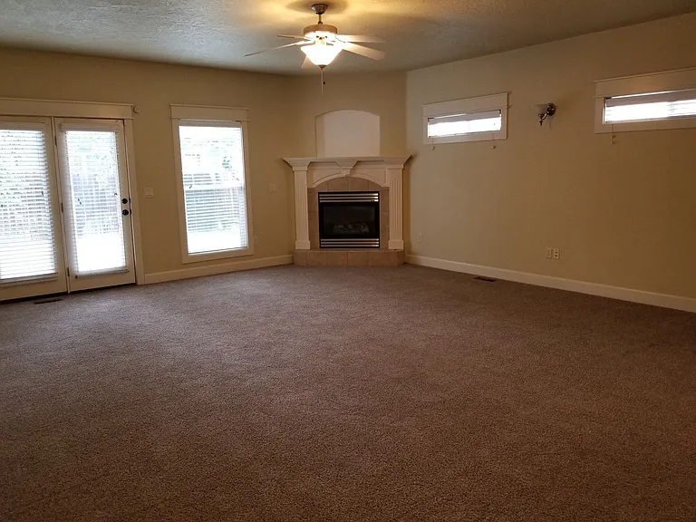 2115 S Dorothy Ave — Photo 15