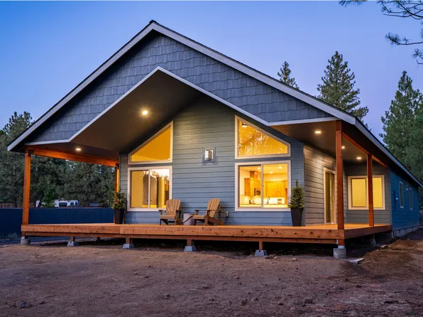 60340 Hiawatha Ln, Bend, OR 97702