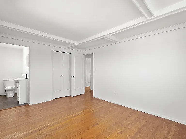 743 Elm Dr — Photo 30