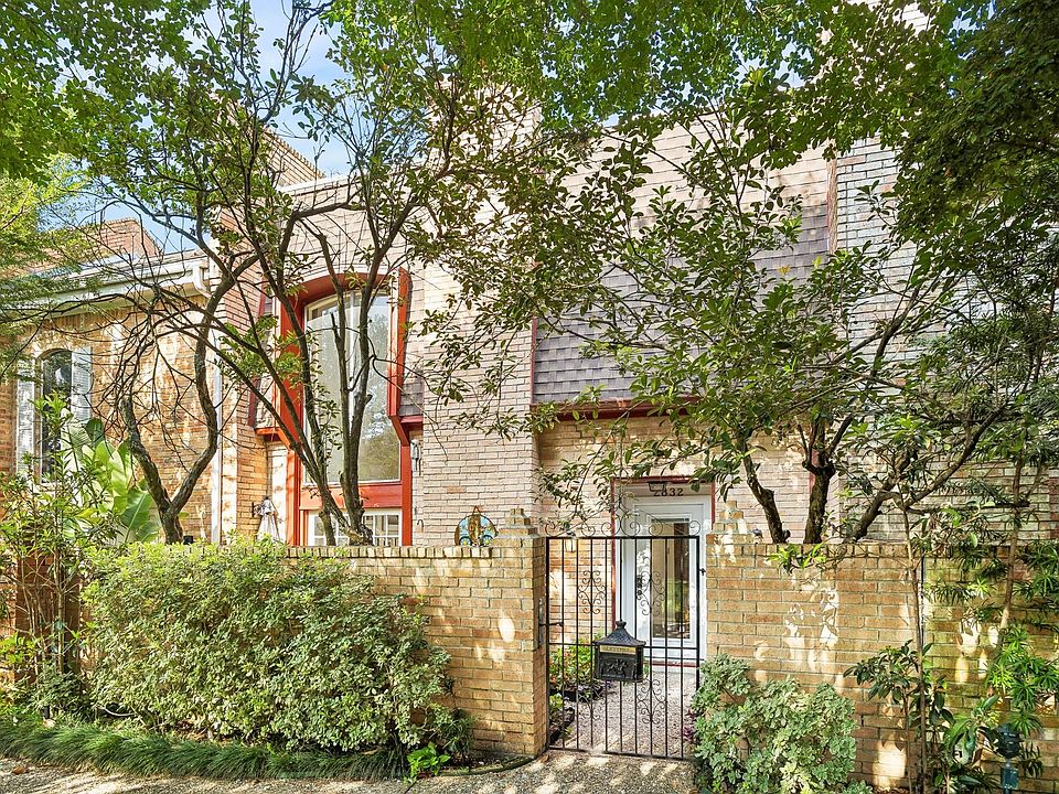 1st image of 2832 Bellefontaine St