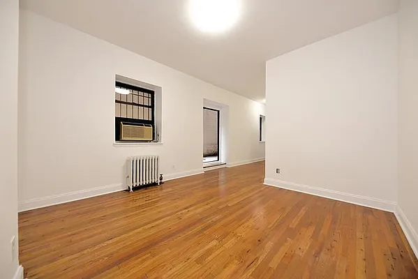 Rented by Buchbinder & Warren | media 13