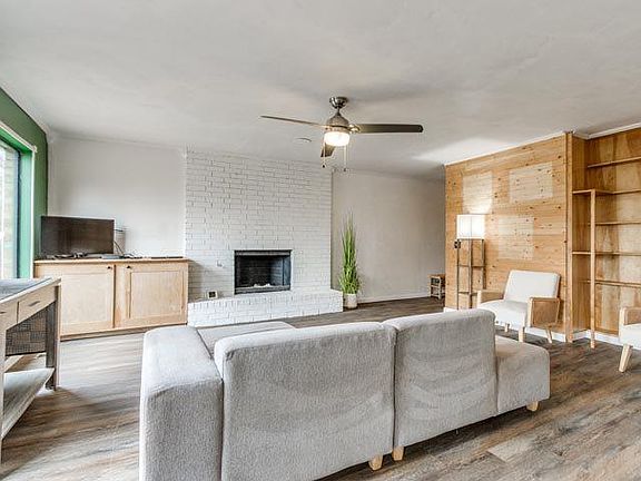4th image of 7212 Lakewood Cir