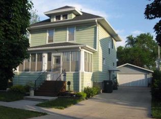 160 E McWilliams St, Fond Du Lac, WI 54935