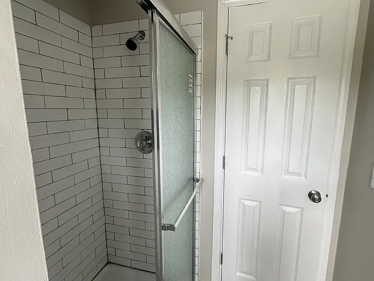 17 Spencer St #A — Photo 5