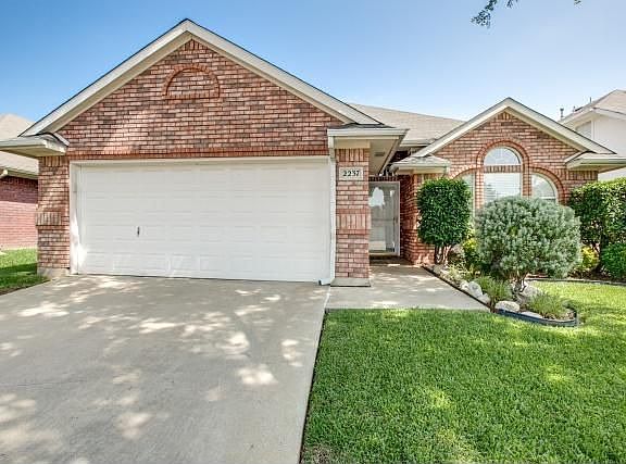 2nd image of 2237 Tiffany Glenn Ct