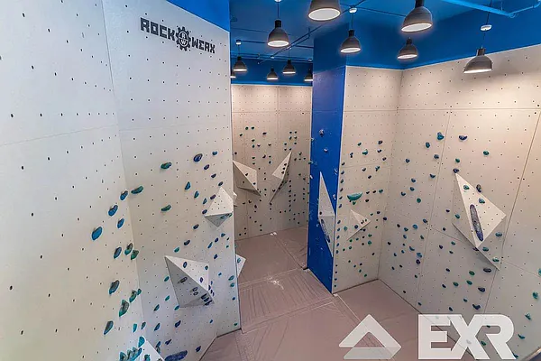 Rented by The KCI Group | media 37