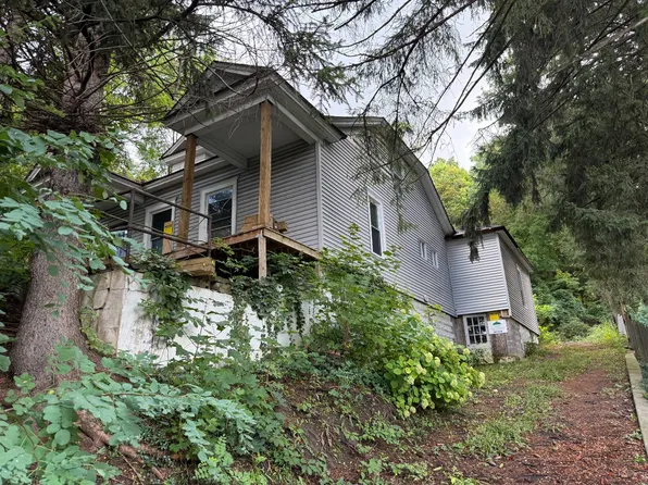 324 E Seneca Tpke, Syracuse, NY 13205