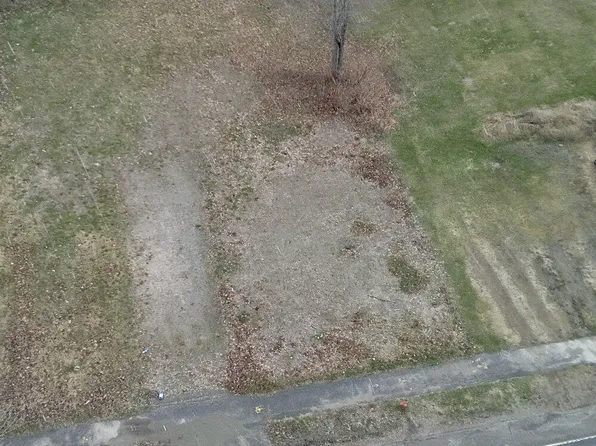 20 Park Street, Madison, ME 04950