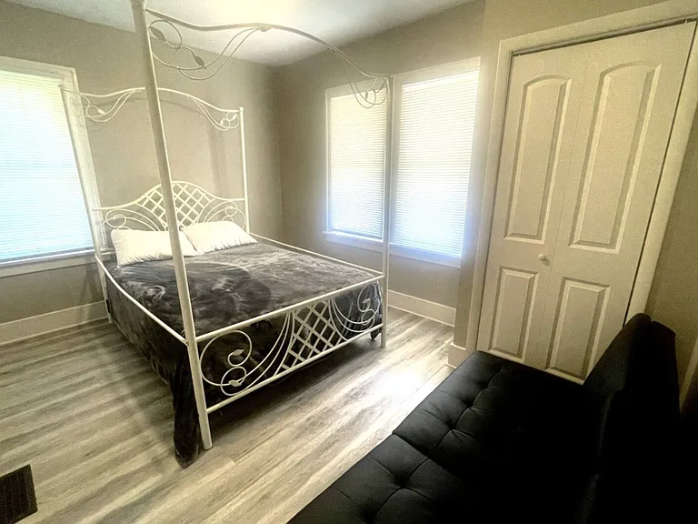 1021 Keokuk St #1 — Photo 13