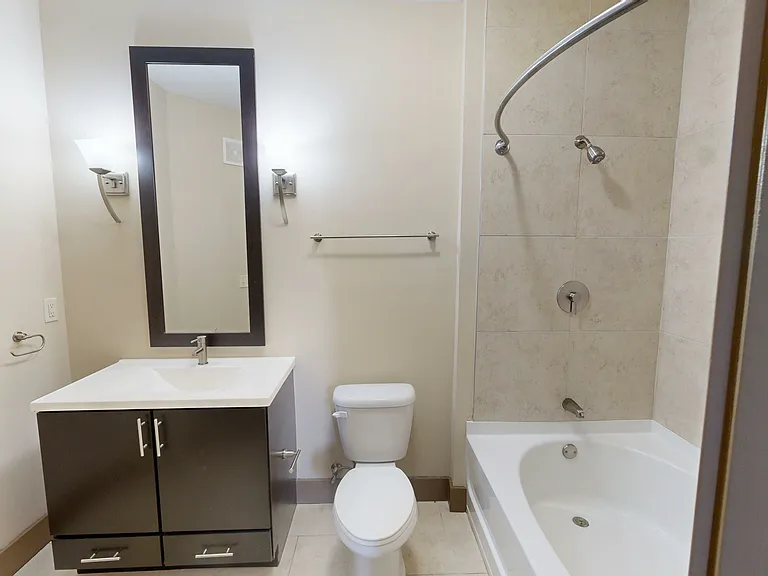 Latitude at Deerfield Crossing — Photo 36