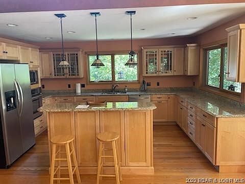 2nd image of 279 Oakmont Ct