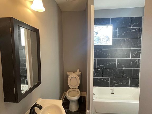 2nd image of 24 N 17th St #1