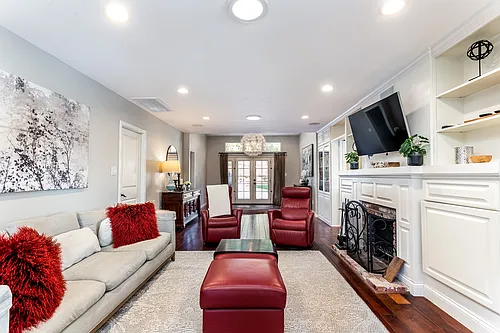 107 Alosta Dr Photo 1