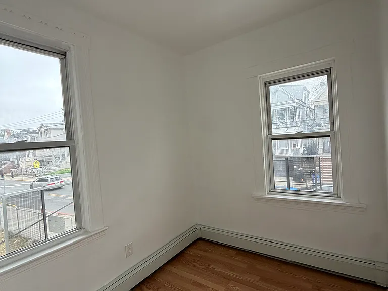 167 Bergen Ave #2B — Photo 2